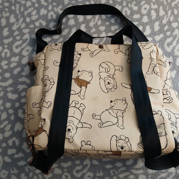 Petunia Pickle Bottom Disney Winnie The Pooh Diaper Bag/Backpack - Picture 3 of 7